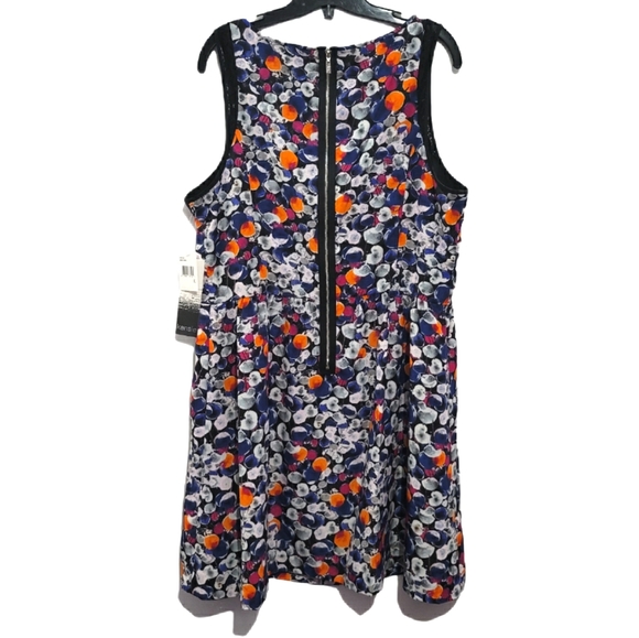 Colorful Dotted A-line casual dress - Picture 5 of 6